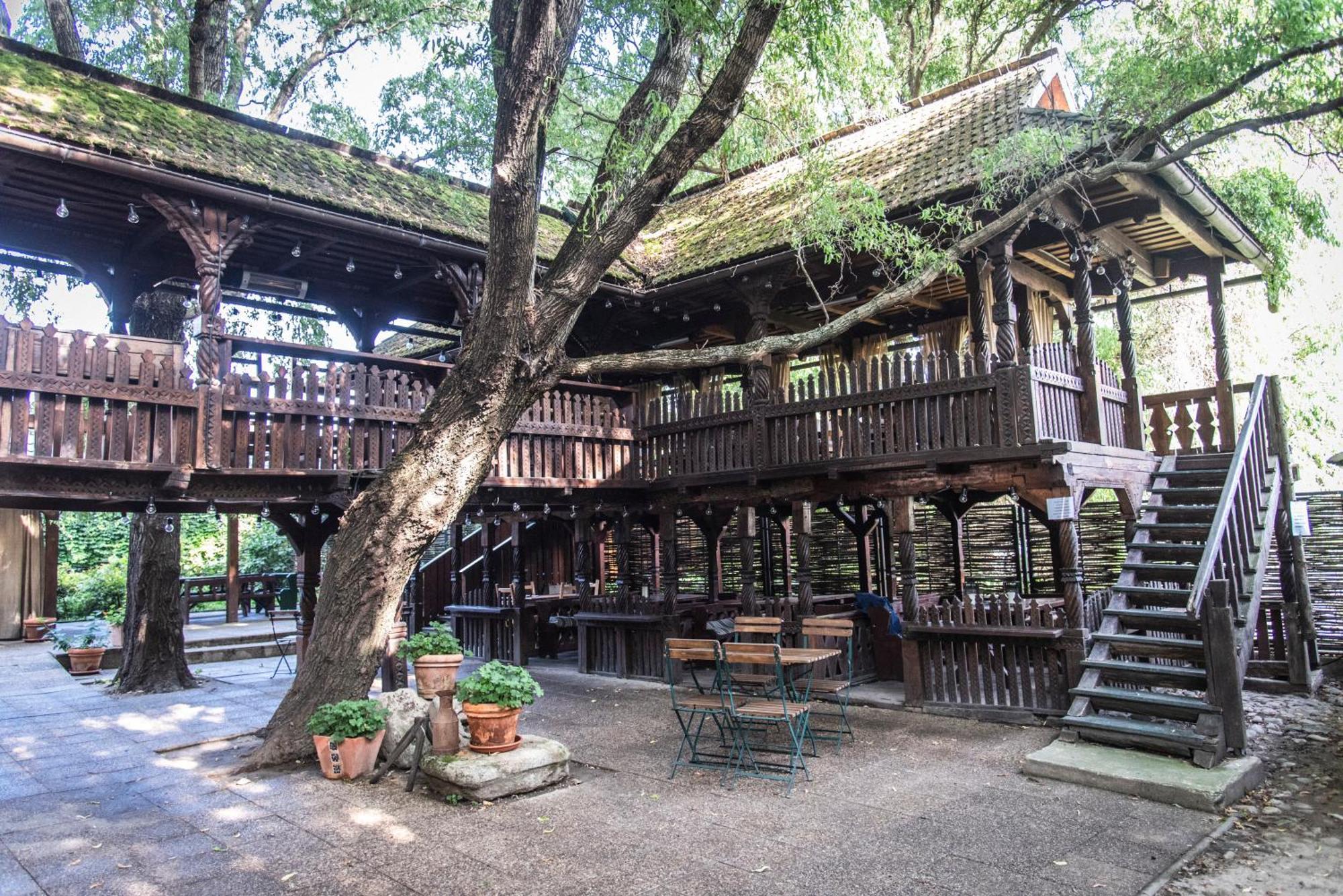 ホテル Ratiu House トゥルダ エクステリア 写真